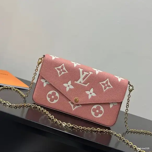 VUITTON LOUIS POCHETTE FÉLICIE 0430